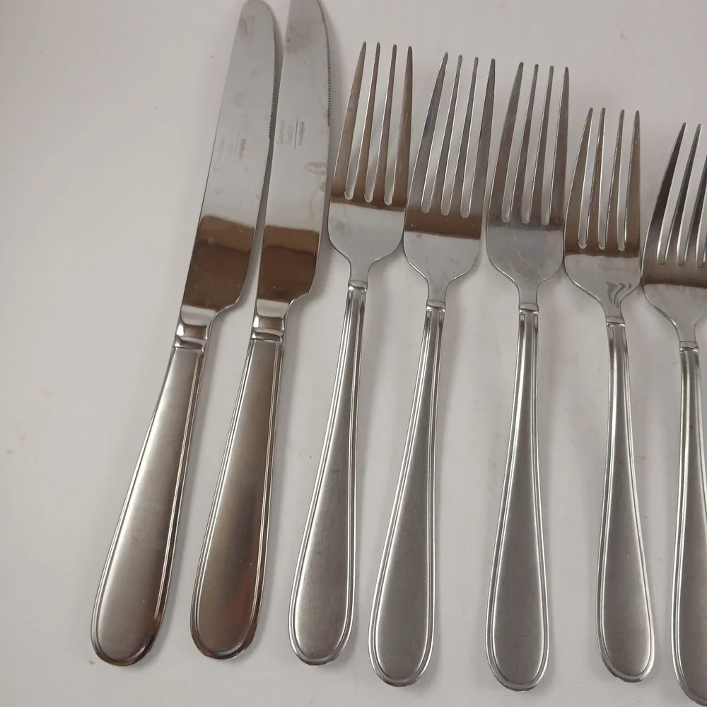 Mikasa Gourmet Basics Westfield Frost 11 Piece Mixed Flatware Set